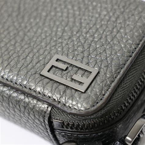 fendi クラッチ バッグ|Fendi leather clutch handbags.